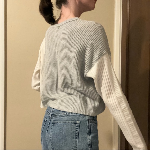 Grey and Cream Medium Asymmetrical Color Block Long Sleeve Sweater - Picture 7 of 7